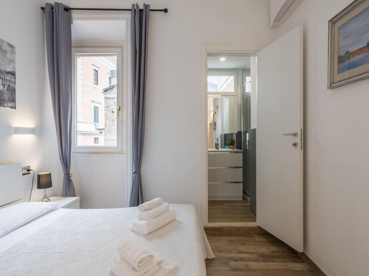The Best Rent - Elegant Three-Bedroom Apartment A Few Steps From Fontana Di Trevi Екстериор снимка