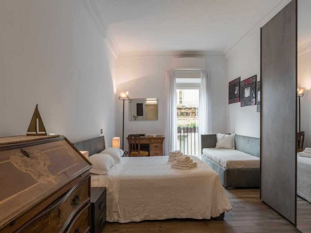 The Best Rent - Elegant Three-Bedroom Apartment A Few Steps From Fontana Di Trevi Екстериор снимка